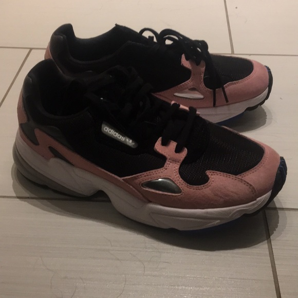 adidas falcon dad shoe
